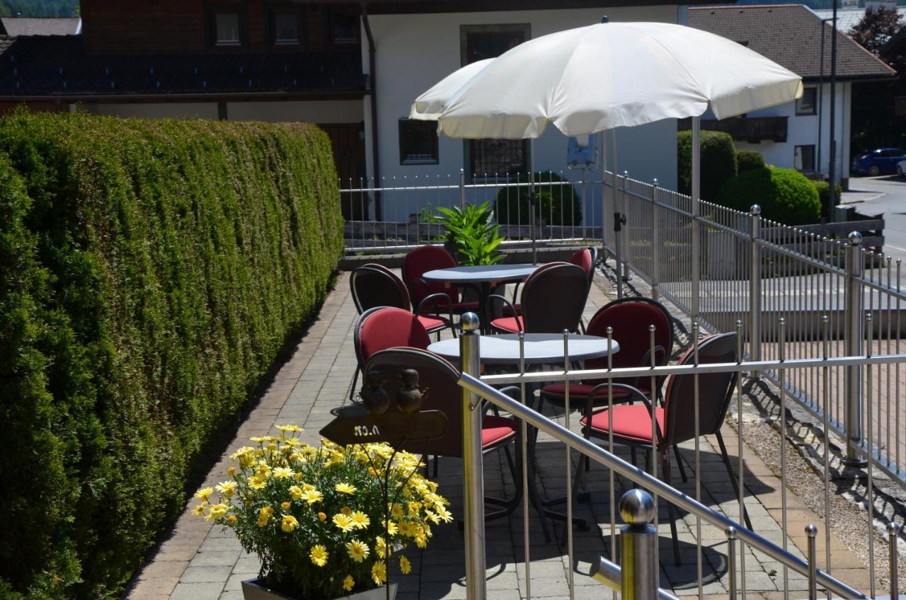 Rustika - Appartements & Spa Ehrwald Exterior foto